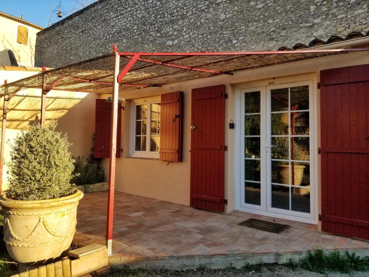 La Dolce Vita - Studio Dans Propriete Avec Piscine Montpeyroux  Exterior foto